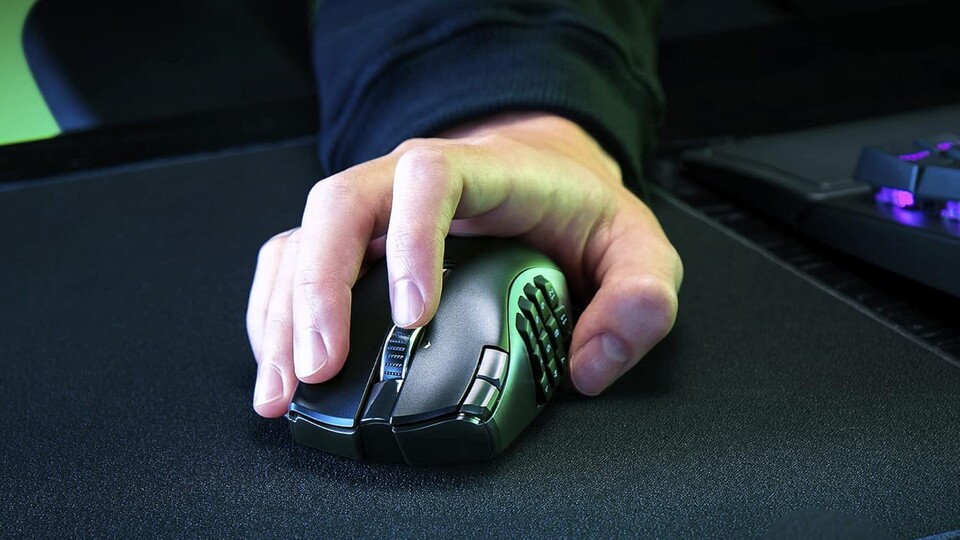 Egal ob monotone Office-Aufgaben oder komplexe Aktions-Abfolgen in MMOs – mit der Razer Naga habt ihr genug Tasten, um auf alles sofort Zugriff zu haben.