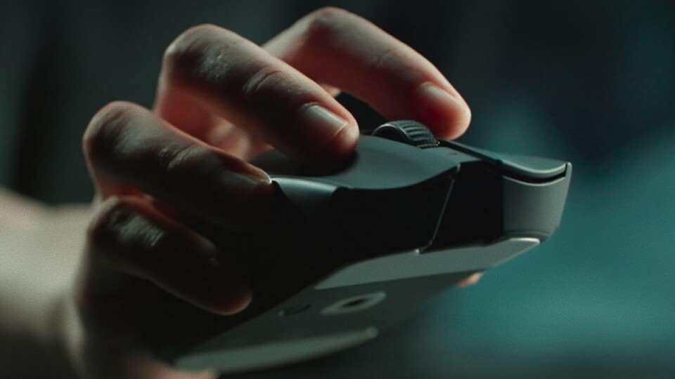 Fliegengewicht mit Punch: Die 54 Gramm der Razer Viper V3 Pro SE lassen euch im Match schneller reagieren als je zuvor.