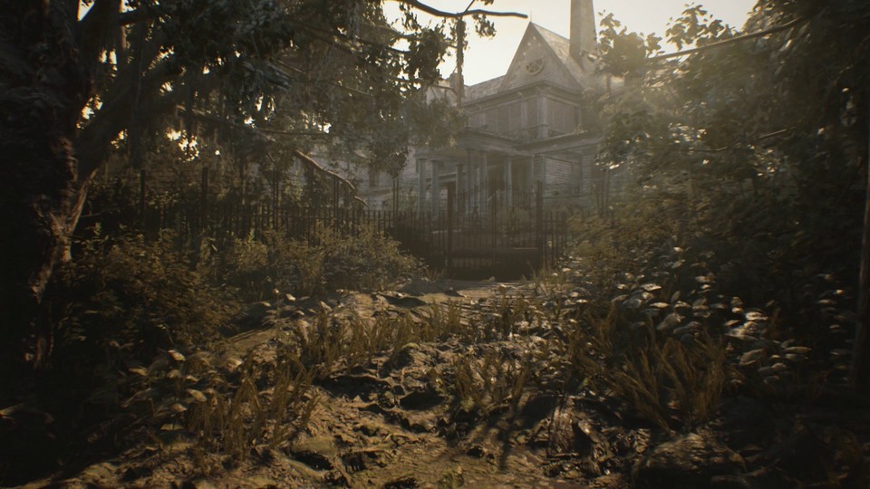 Schon in den ersten Spielminuten schafft Resident Evil eine bedrückende, angespannte Atmosphäre.