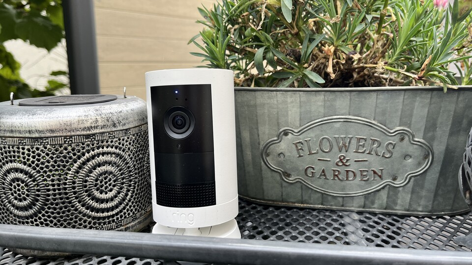 Die Kamera ist wetterfest – Regen ist kein Problem. (Bildquelle: Mirco KämpferGameStar Tech)