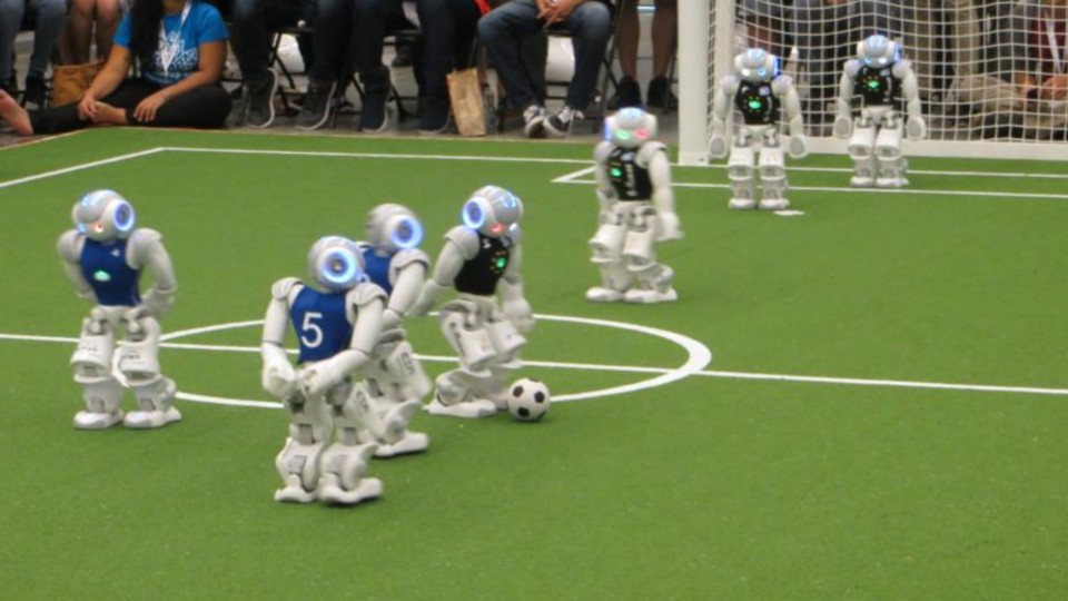 Beim RoboCup 2018 in Montréal haben deutsche Teams das Finale der Standard Platform League unter sich ausgemacht.