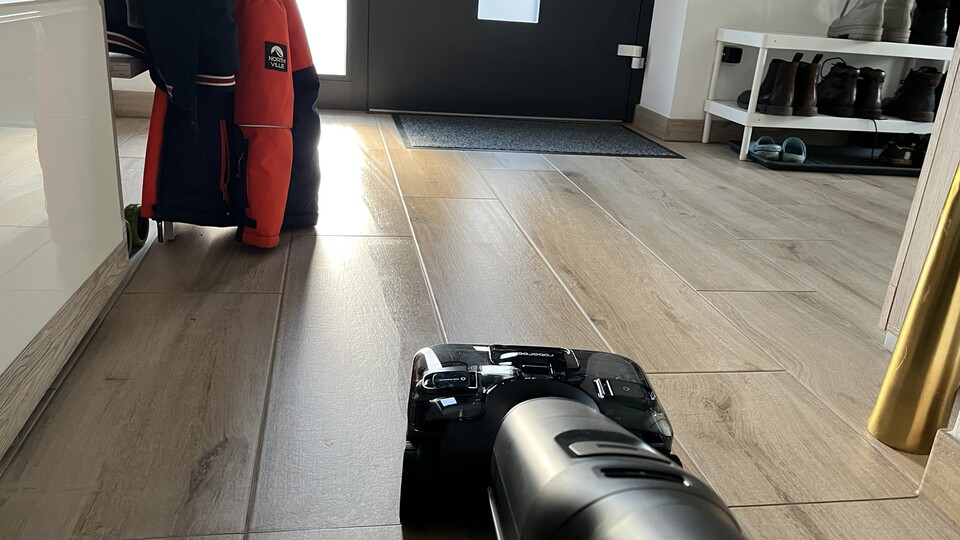 Der F25 Ace Pro überzeugt mit einer gleichmäßigen Wischleistung ohne Schlieren.