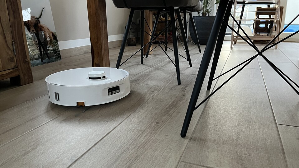 Durch meine komplizierten Stuhlbeine navigiert der Flow problemlos.