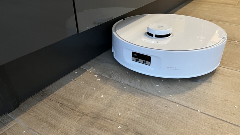 Die Saugleistung ist sehr gut, vor allem an Kanten entlang.