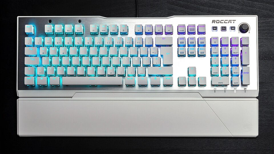 Die Roccat Vulcan AIMO 120