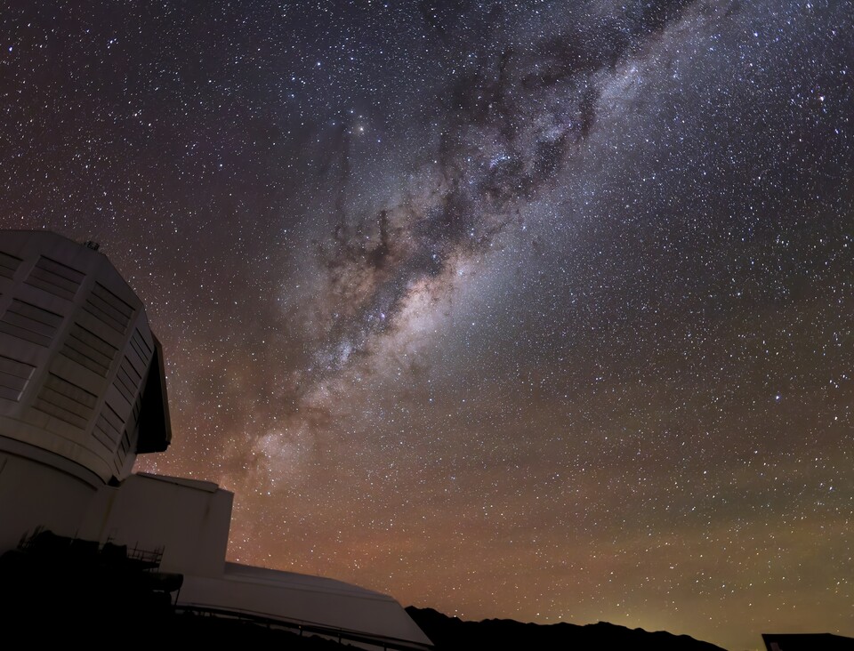 Das Ziel fest im Kamera-Visier: Die Milchstraße wird in den kommenden Jahren wahrscheinlich so oft wie noch nie zuvor fotografiuert werden.
(Bildquelle: RubinObsNOIRLabSLACDOENSFAURAW. OMullane)