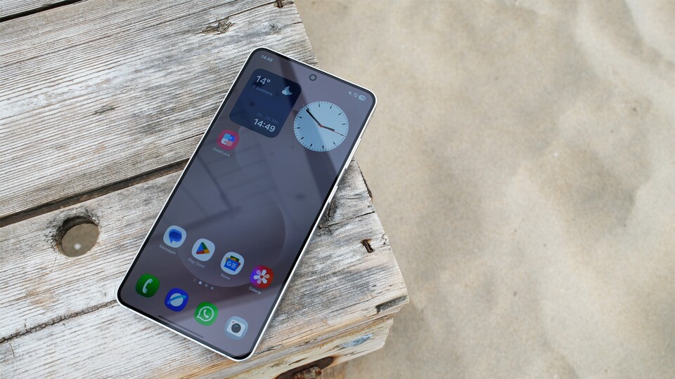 Selbst bei sehr hellem Tageslicht, gibt es keine Probleme beim Ablesen auf dem Smartphone. (Bild: GameStar Tech, Patrick Schneider)