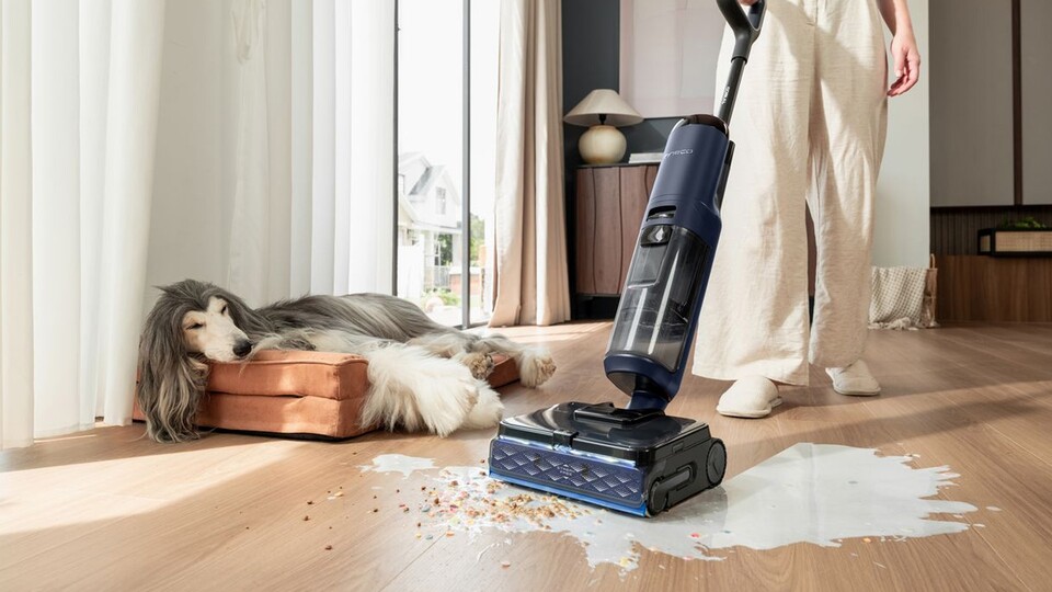 Verschüttetes Müsli ist noch eine der leichtesten Übungen des TINECO FLOOR ONE S7 Max Pro — selbst eingetrocknetes ist kein Problem!