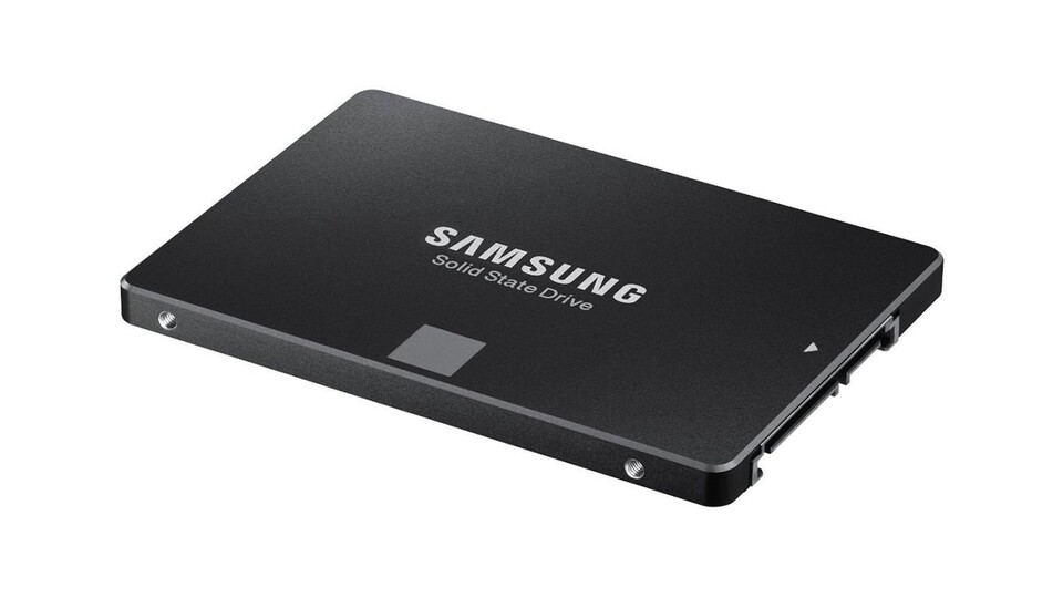 Samsung 850 Evo: Die SATA-SSD setzt auf flotten 3D-NAND mit Cache und bietet 5 Jahre Garantie.