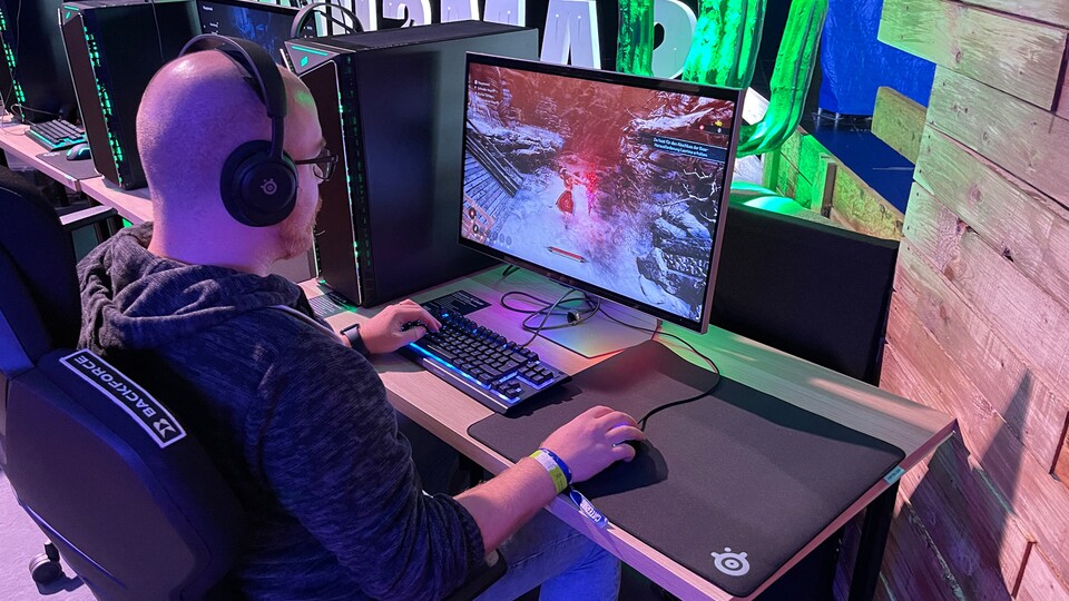 PC-Spiele in 3D, aber ohne Kompromisse. Was wie Sci-Fi klingt, könnte mit diesem neuen 4K Gaming-Monitor Realität werden.