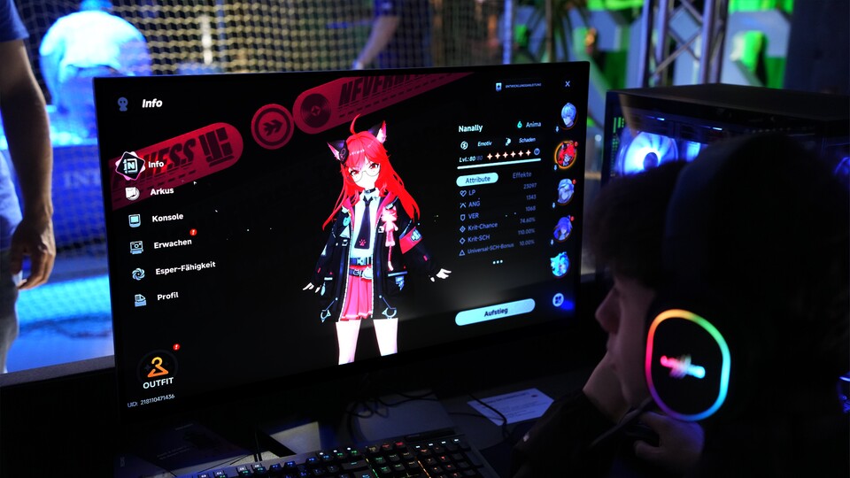 In kompetitiven Spielen lohnen sich mehr FPS für einen Vorteil gegenüber euren Gegnern. Genießt ihr Story-lastige Spiele, würde ich auf maximale Pixeldichte setzen.