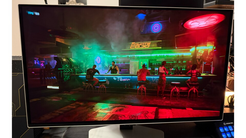 OLED ist einfach von den Farben und Schwarzwerten her nicht zu schlagen.