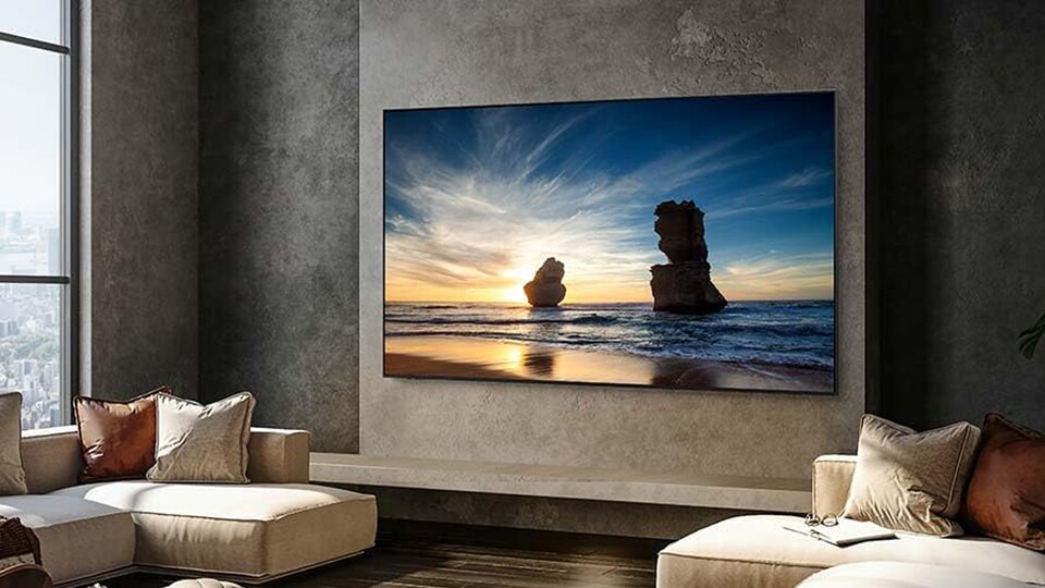 Der QN90D gehört zur Spitzenklasse bei Samsung und liefert alle Funktionen mit, die ihr von so einem TV erwartet.