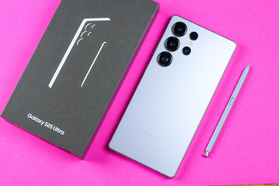 Das Galaxy S25 Ultra schafft es mit seinem ausgezeichneten OLED-Display auf Platz 4. (Bildquelle: GameStar Tech)