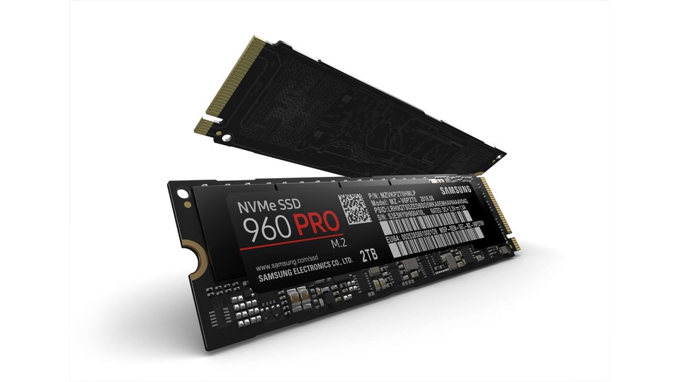 Samsungs Chip-Sparte konnte erstmals Platzhirsch Intel in Sachen Umsatz überholen – vor allem der auch in SSDs verwendete Flash-Speicher, den Samsung selbst fertigt, war ein starker Umsatzbringer.