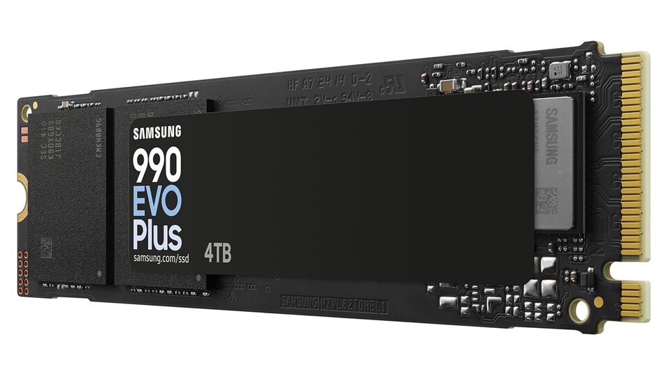 Eine 2280-SSD wie die 990 EVO Plus ist 22 Millimeter breit und 80 Millimeter lang. Damit passt sie perfekt in den klassischen M.2-Slot, der heutzutage auf nahezu jedem Mainboard zu finden ist.