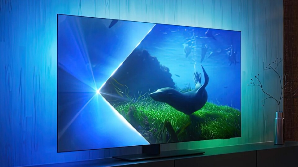 So schön kann Fernsehen sein! Dank Ambilight habt ihr das mittendrin-Gefühl.