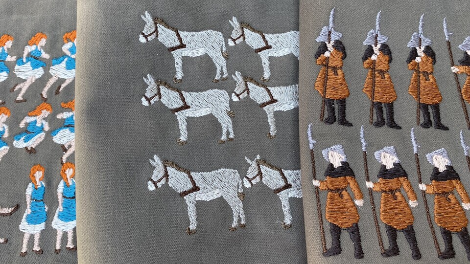 Von der Protagonistin bis zum Esel (den man streicheln kann wie alle Tiere im Spiel) sind alle Figuren von Hand entstanden.