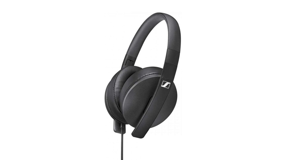 Die Sennheiser HD 300 sind preiswerte Kopfhörer mit ausgewogenem Klang und kosten bei Amazon aktuell nur knapp 40 Euro.*