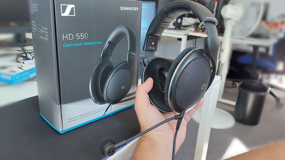 Mit meiner HD 550 habe ich jetzt nicht nur besten HiFi-Klang, sondern auch ein gutes Mikrofon für klare Kommunikation.