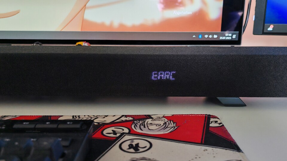 Das Display ist zurückhaltend und recht klein. Gut für die Optik, aber manche Einblendungen wirken auf manche sicherlich unter Umständen kryptisch. (Bildquelle: Maxe S., GameStar)