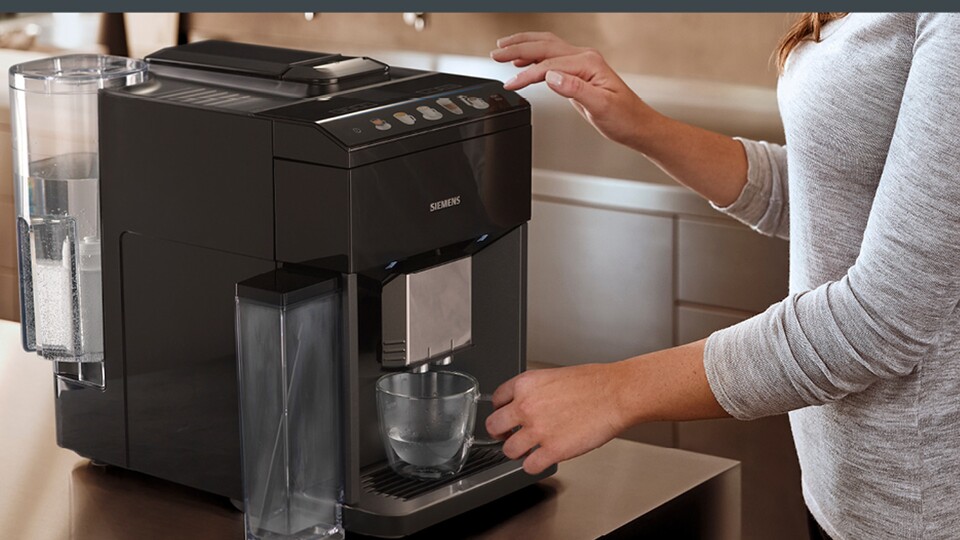 Richtig guter Kaffee: Diese Kaffeemaschine von Siemens hat alles, was es braucht - und sie ist überraschend günstig!