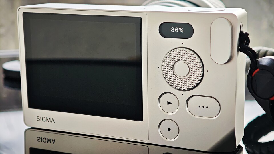 Das einzigartige Bedienkonzept der Kamera ist einer der Gründe, warum ich so gern mit der Sigma BF fotografiere. (Bildquelle: Duy Linh DinhGameStar Tech)