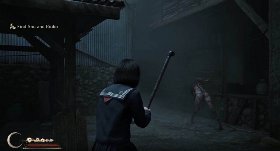 Silent Hill f setzt ausschließlich auf Nahkampfwaffen. Deshalb ist es besonders wichtig, auf Hinakos Ausdauer zu achten.