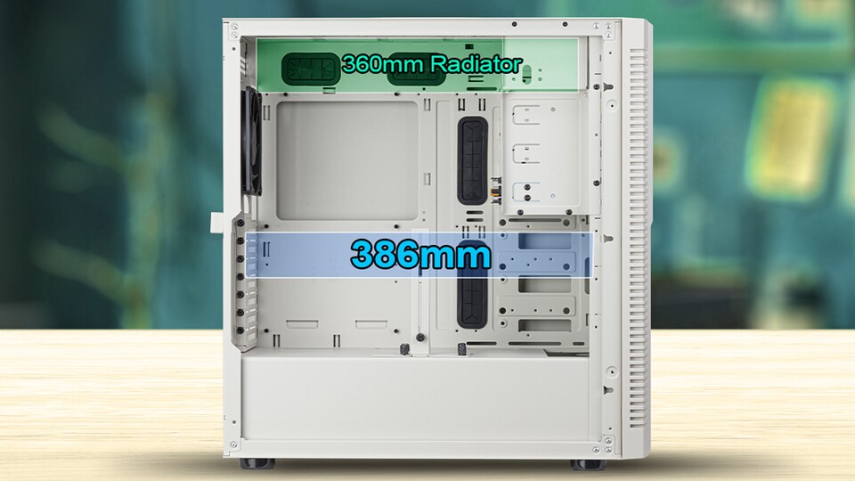 Bereit für modernste Hardware: Im Retro-Gehäuse von Silverstone könnt ihr problemlos große Bauteile unterbringen.