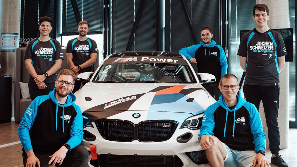 Das neue Sim-Racing-Team der Jochen Schweizer Arena.