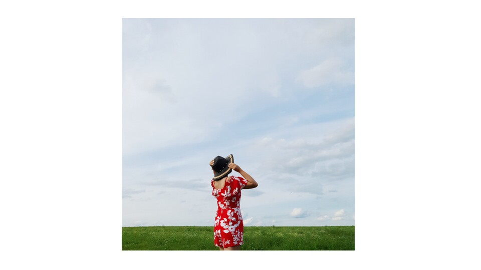 Wolken an einem Sommertag sorgen für schön weiches und diffuses Licht. Perfekt für Porträts.