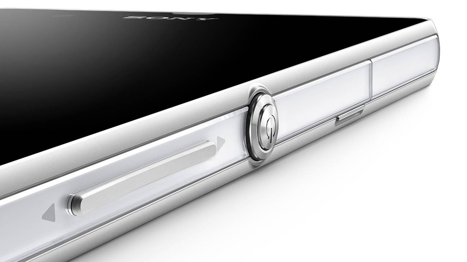 Der neue An/Aus-Schalter in der Mitte der rechten Seiten kennzeichnet alle neue Sony-Xperia-Geräte – auch die für 2013 geplanten Tablets im gleichen Design.