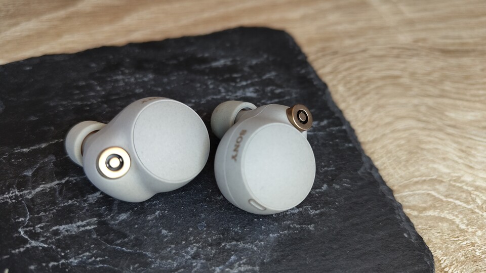 Haben die Sony WF-1000XM4 all die Empfehlungen und Top-Bewertungen verdient? In meinen Augen absolut!