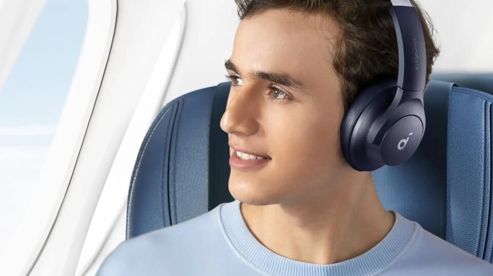 Why do people always look so dreamily to the left in the anchor press photos?