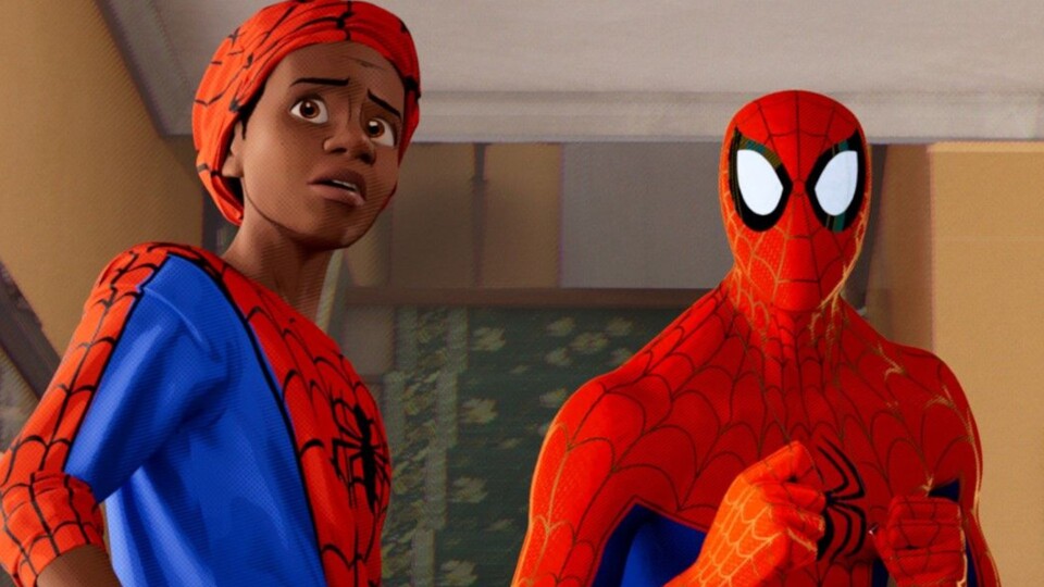 Da guckt Miles nicht schlecht. Es dauert tatsächlich noch etwas, bis er wieder über die Leinwand schwingt. Bildquelle: Sony Pictures