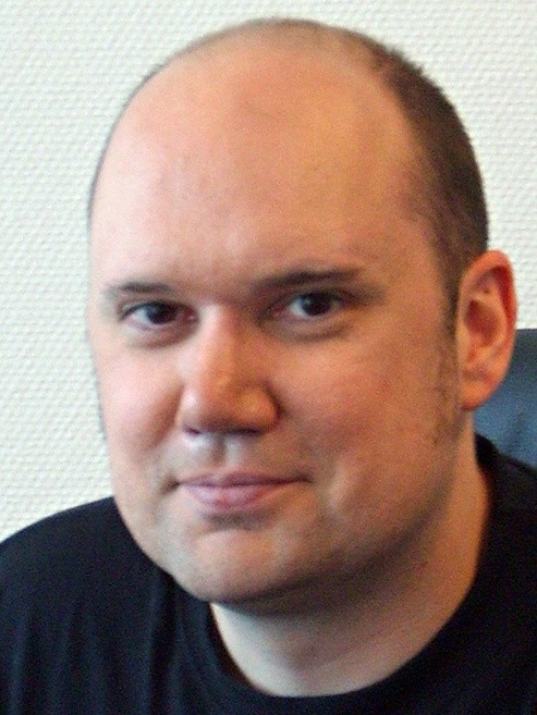 Michael Schulz (35) hat als Autodidakt mit Half-Life-Mods begonnen. Heute ist er als Senior Level Designer bei den Replay Studios für Velvet Assassin zuständig.