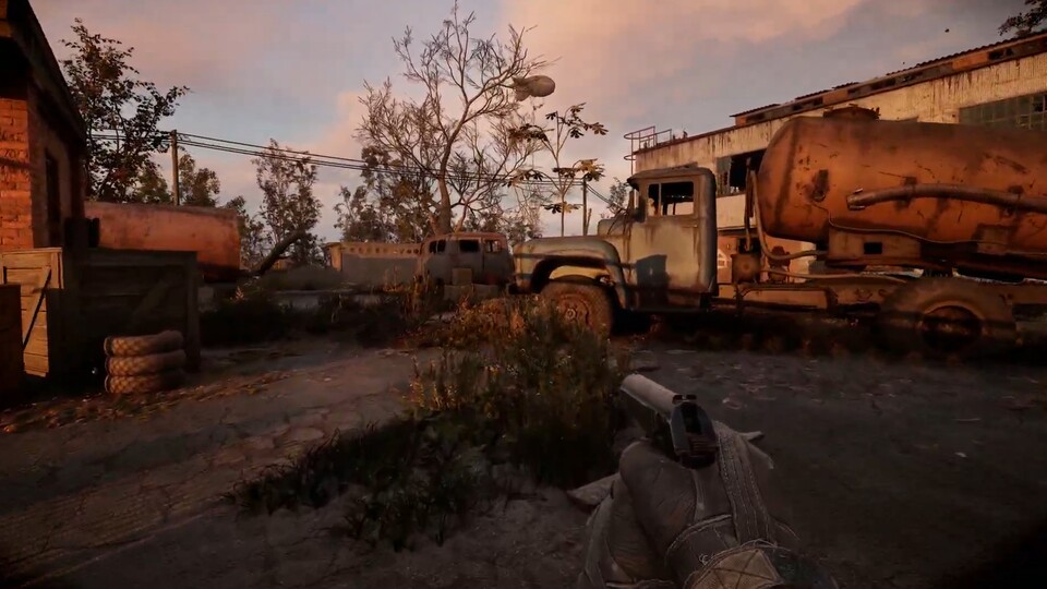 Rostiges Metal, karge Vegetation, pfeifender Wind: Stalker 2 soll euch einmal mehr in die Zone transportieren.