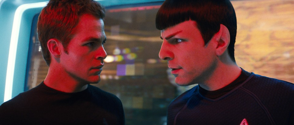 Kirk (links) und Spock (rechts)
