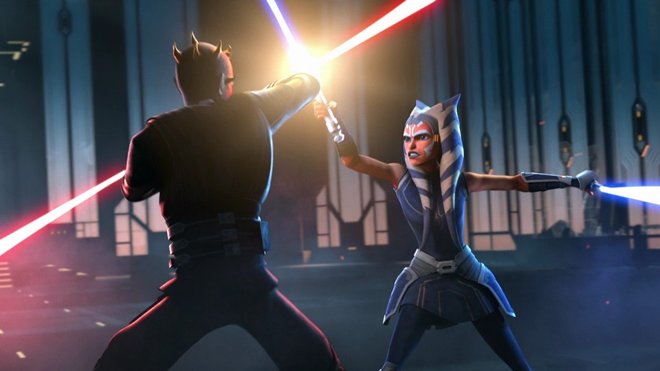 Bei der Belagerung von Mandalore kommt es zum epischen Zweikampf zwischen Ex-Sith Maul und Ex-Jedi Ahsoka. Bildquelle: Disney/Lucasfilm