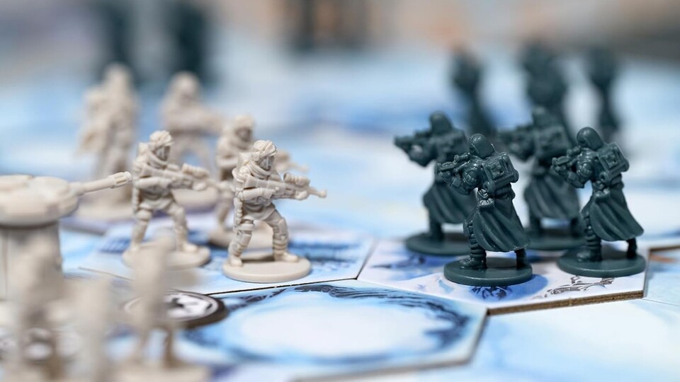 Egal für welche Seite ihr euch entscheidet, euch erwarten schön gestaltete Miniaturen.
