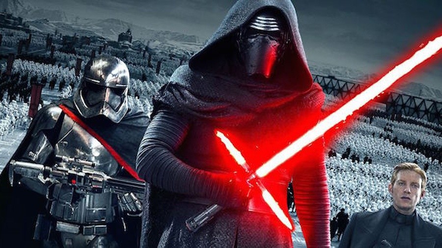 Kylo Ren (Adam Driver) steht im Mittelpunkt des neuen TV-Spot zu Star Wars: Episode 7.