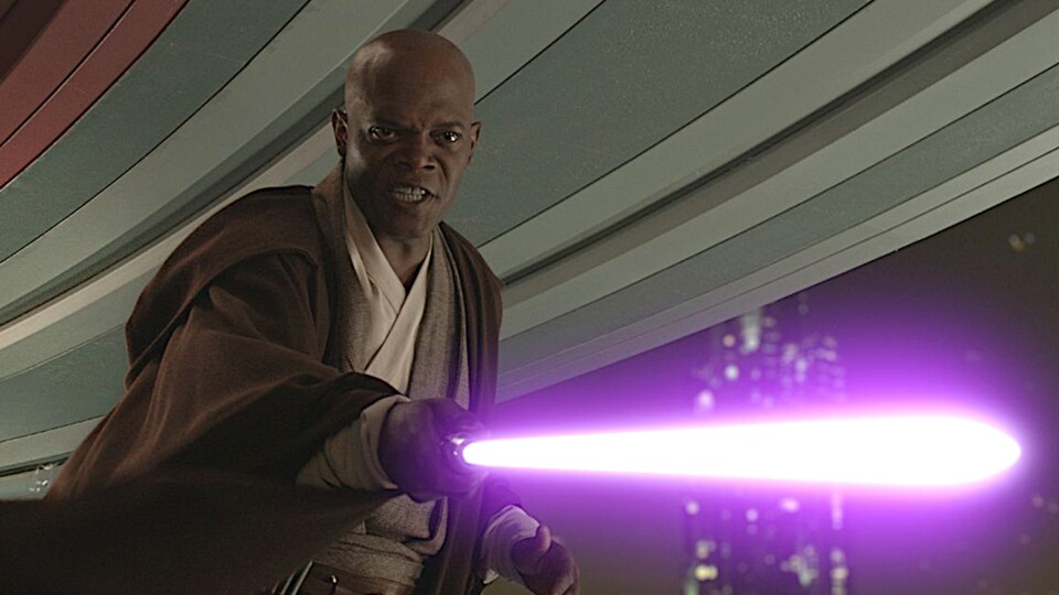 Nick Fury, äh, Mace Windu in Star Wars Episode 3: Die Rache der Sith im Kampf gegen Imperator Palpatine. Bildquelle: Disney.