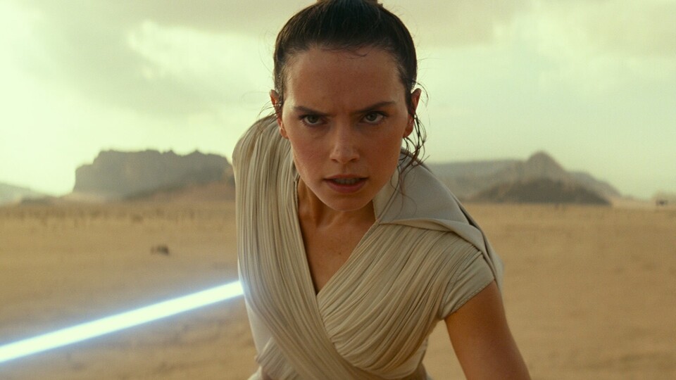 Nach dem Ende der Skywalker-Saga kehrt Daisy Ridley nochmal als Rey zurück. Doch abgesehen davon hatte sich die Schauspielerin mehr Rollenangebote erhofft. Bildquelle: DisneyLucasfilm