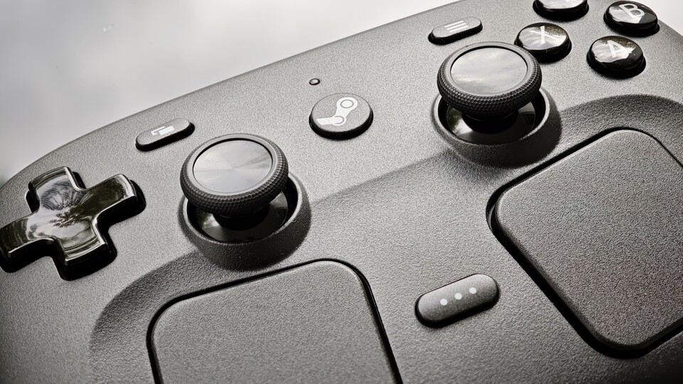 Valve verbaut energiesparende und vor allem präzise TMR-Sticks. Sie sollten außerdem besonders langlebig sein, da sie deutlich weniger anfällig für Stick-Drift sind. (Bildquelle: Duy Linh DinhGameStar Tech)