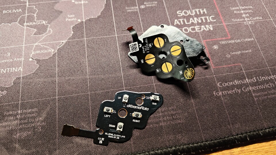 Links unten seht ihr den neuen Sticker mit den Mikroschaltern.