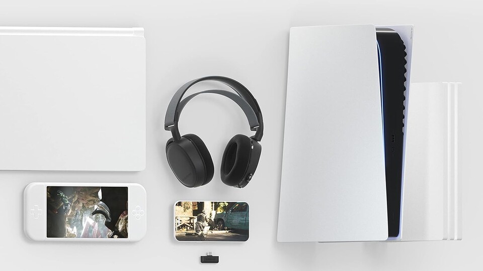 Ein Headset für alle Plattformen: Per USB-C-Dongle könnt ihr jederzeit zwischen PC, PS5 + Co. hin- und herwechseln!