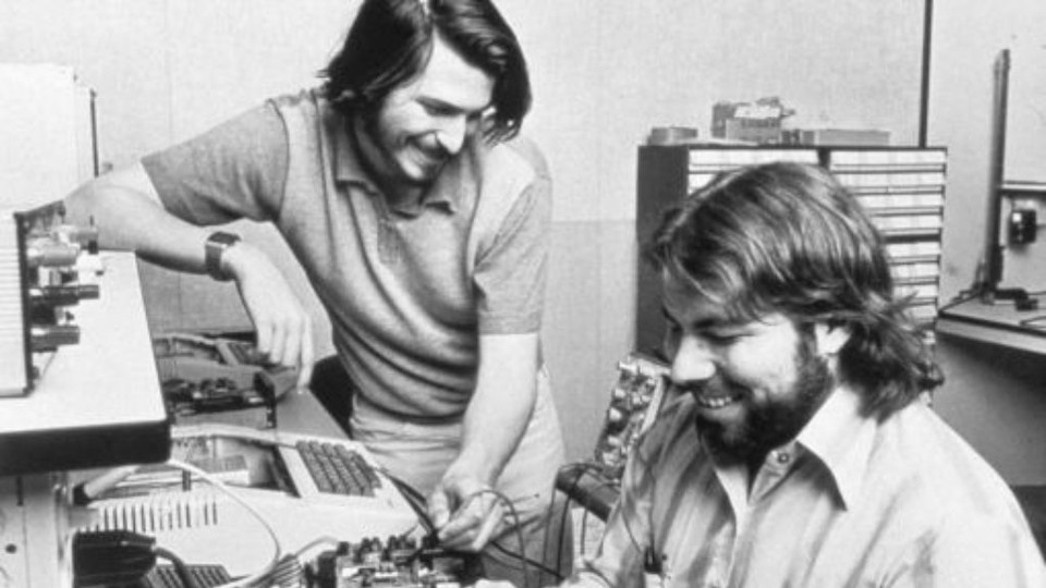 In 1976, Wozniak and Jobs worked together in a garage on Apple 1. (Image: dpa)