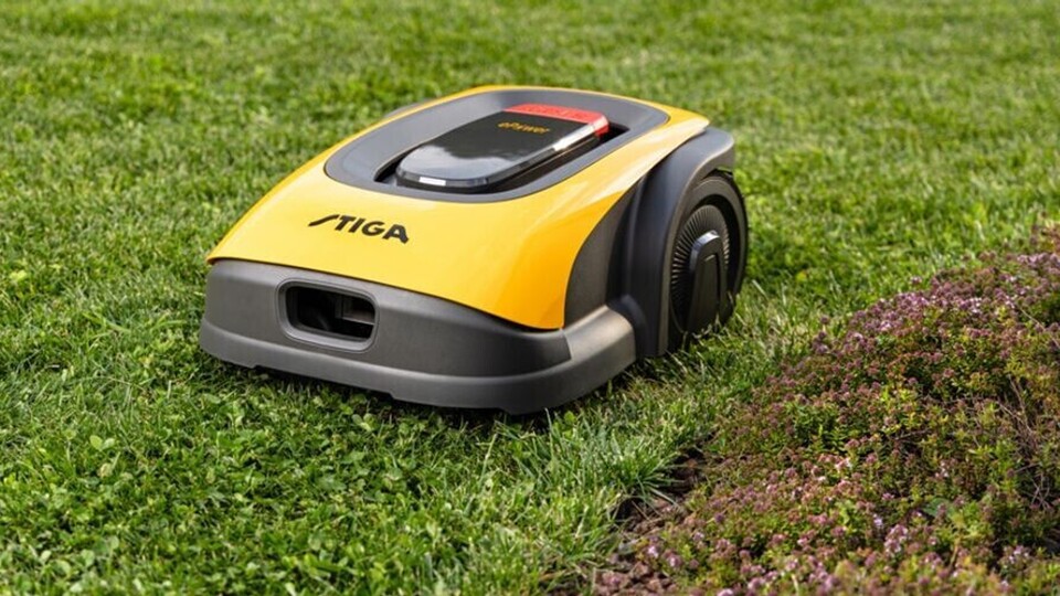 Wer auch mal sonntags den Rasen mähen will, ohne die Ruhestörung zu missachten, für den ist der STIGA A 500 das perfekte Modell.