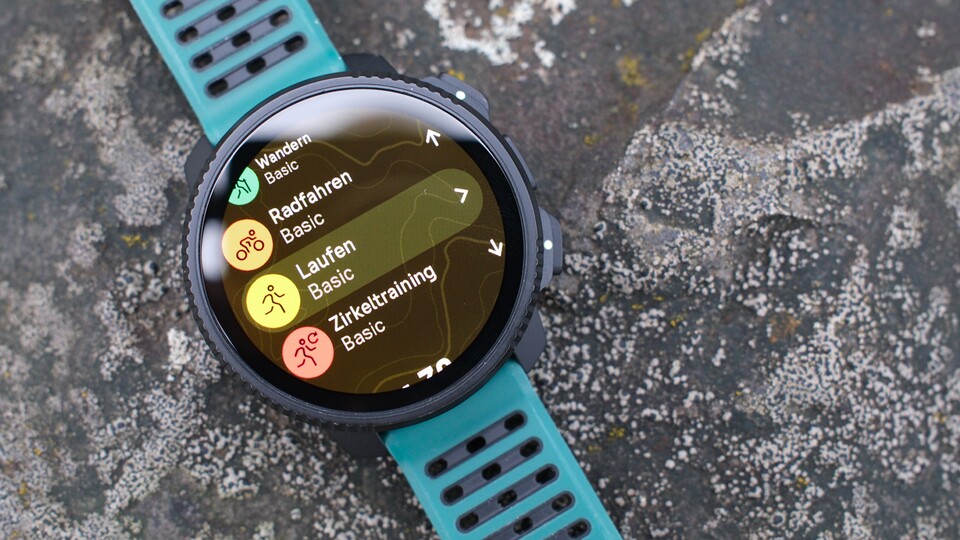 Die Suunto Vertical 2 gehört zurecht zu den besten Outdoor-Smartwatches derzeit. (Bild: Patrick Schneider, GameStar Tech)