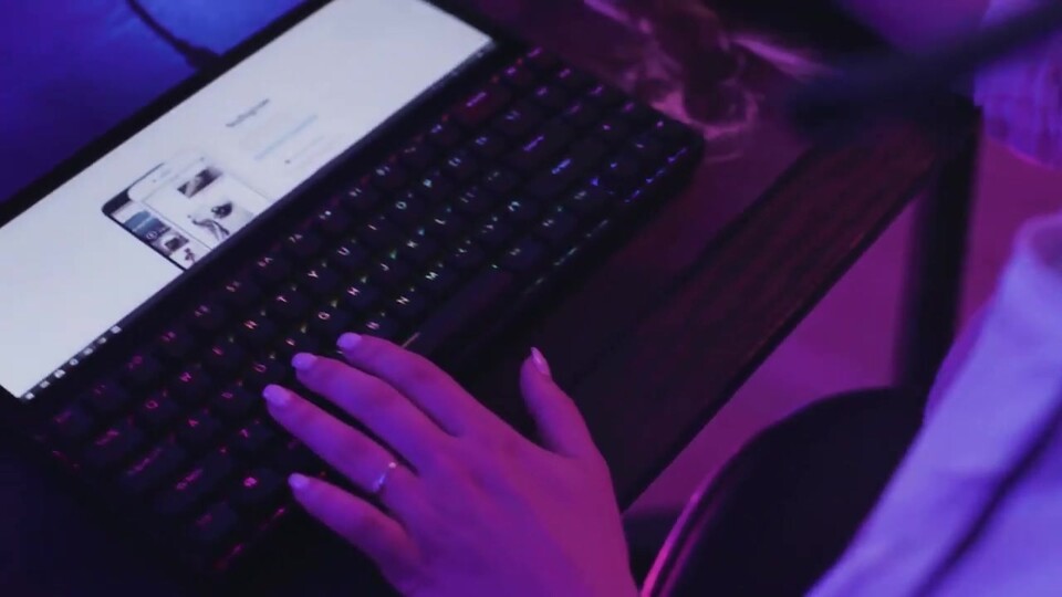 Tastatur mit großem Touchscreen - Vorstellungs-Video zum Kickstarter-Projekt